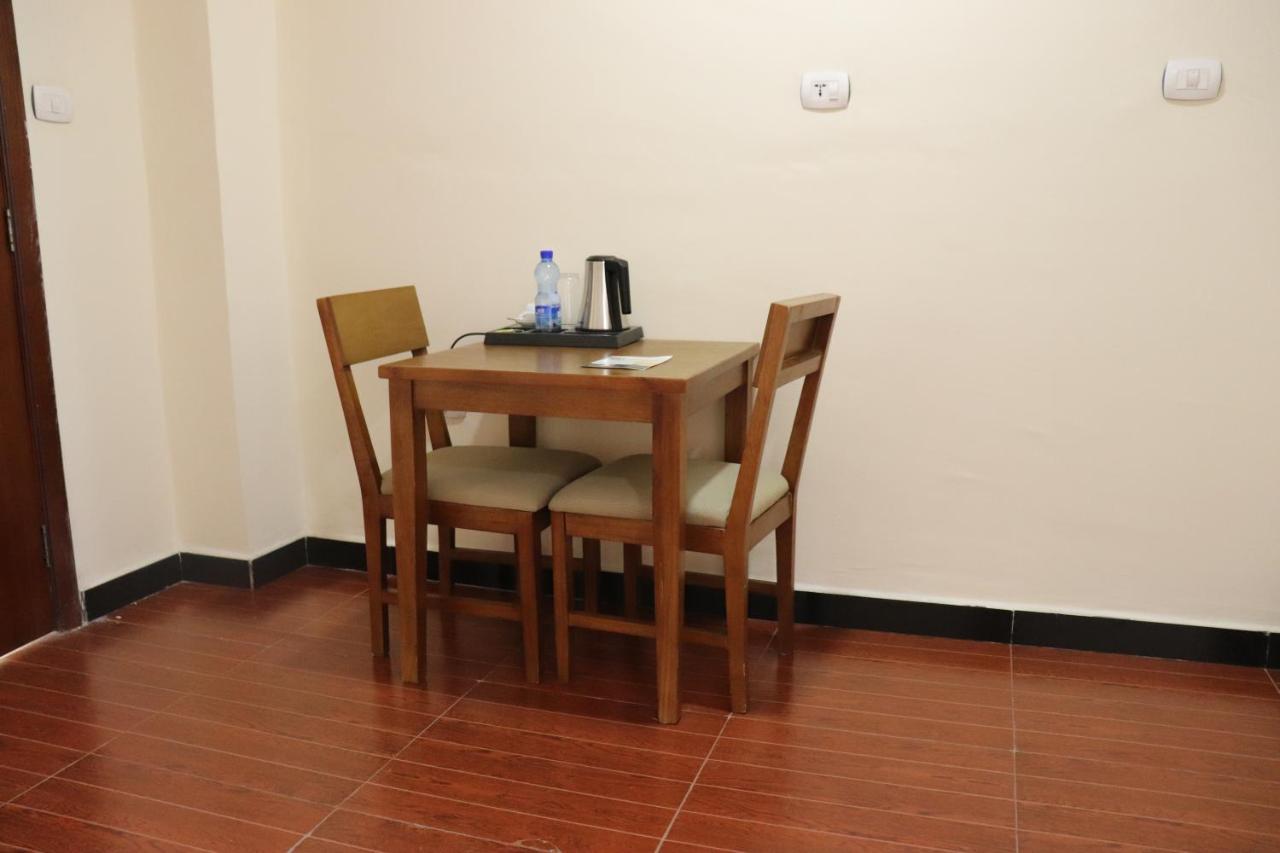 bruhway hotel Addis Abeba Exterior foto